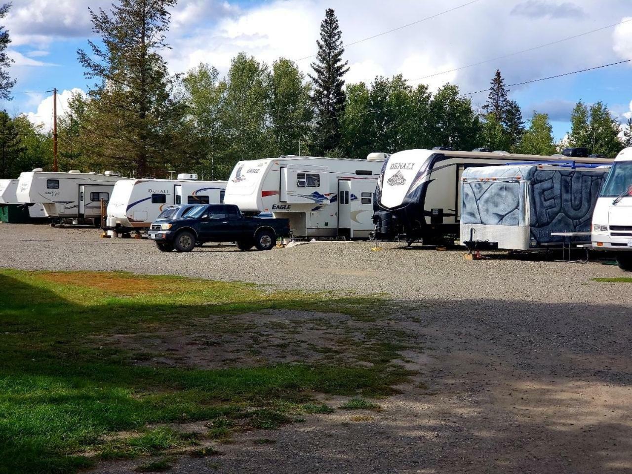100 Mile Motel & Rv Park 100 Mile House Extérieur photo